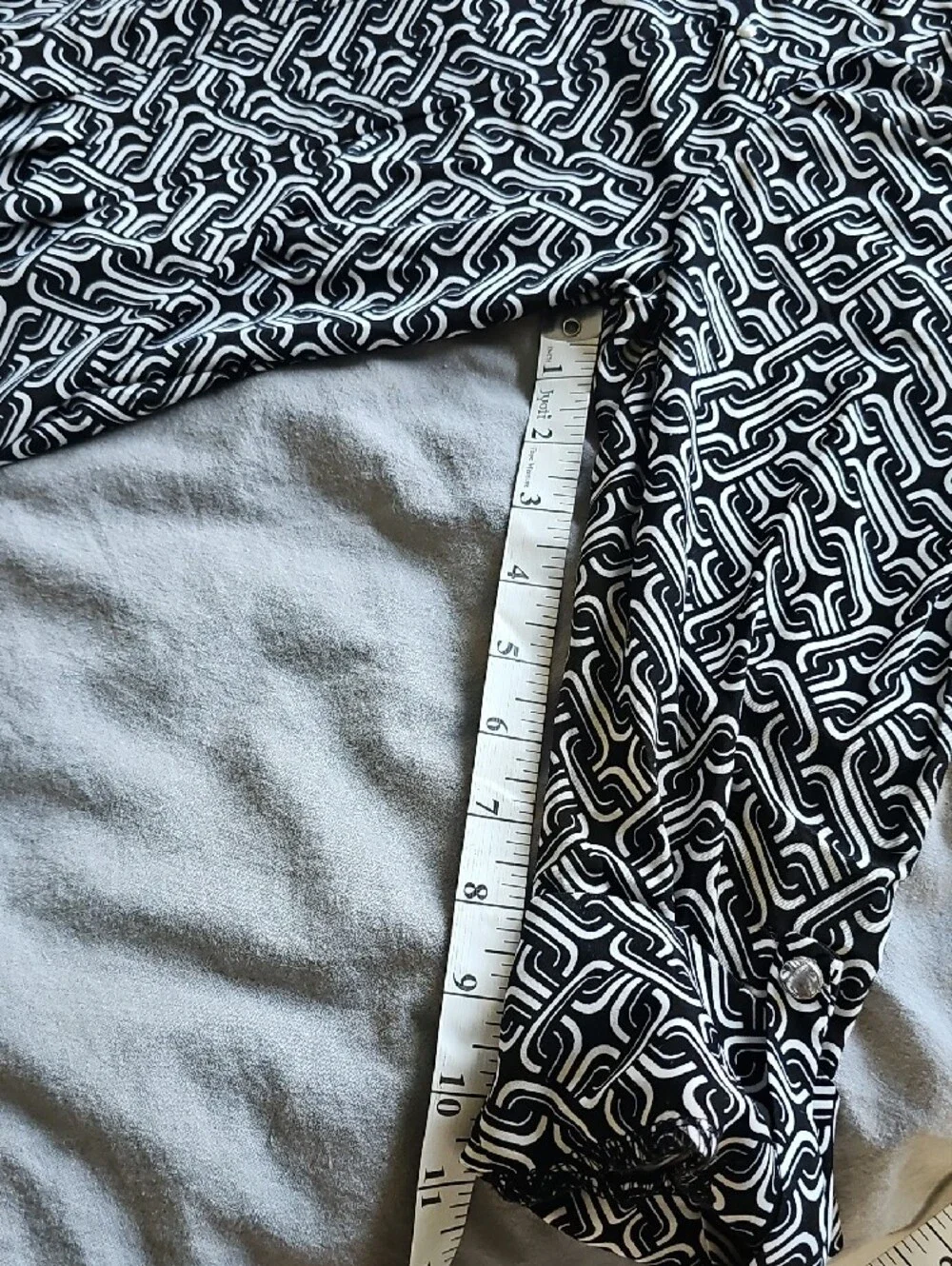 Cocomo Black & White Geometric Button-Front Blouse